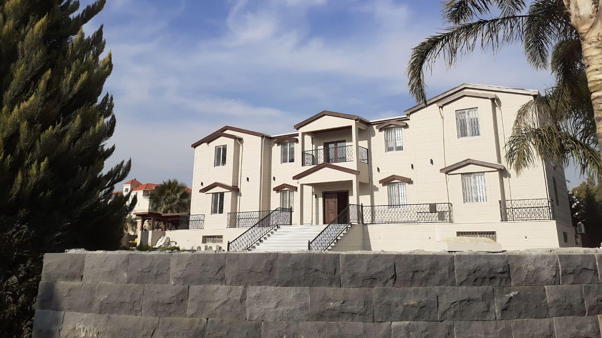 Building envelope systems for multi-family construction